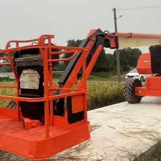 Коленчатый подъемник JLG 800 AJ 2022г.