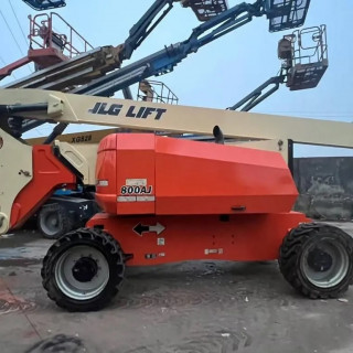 Коленчатый подъемник JLG 800 AJ 2022г.
